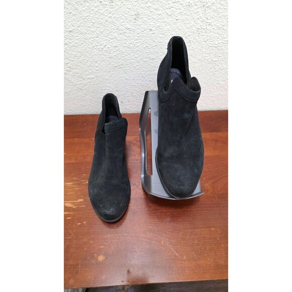 Sorel Lolla Cut Out Suede Black Ankle Boots Block Heel Size 9.5 M - Picture 2 of 8